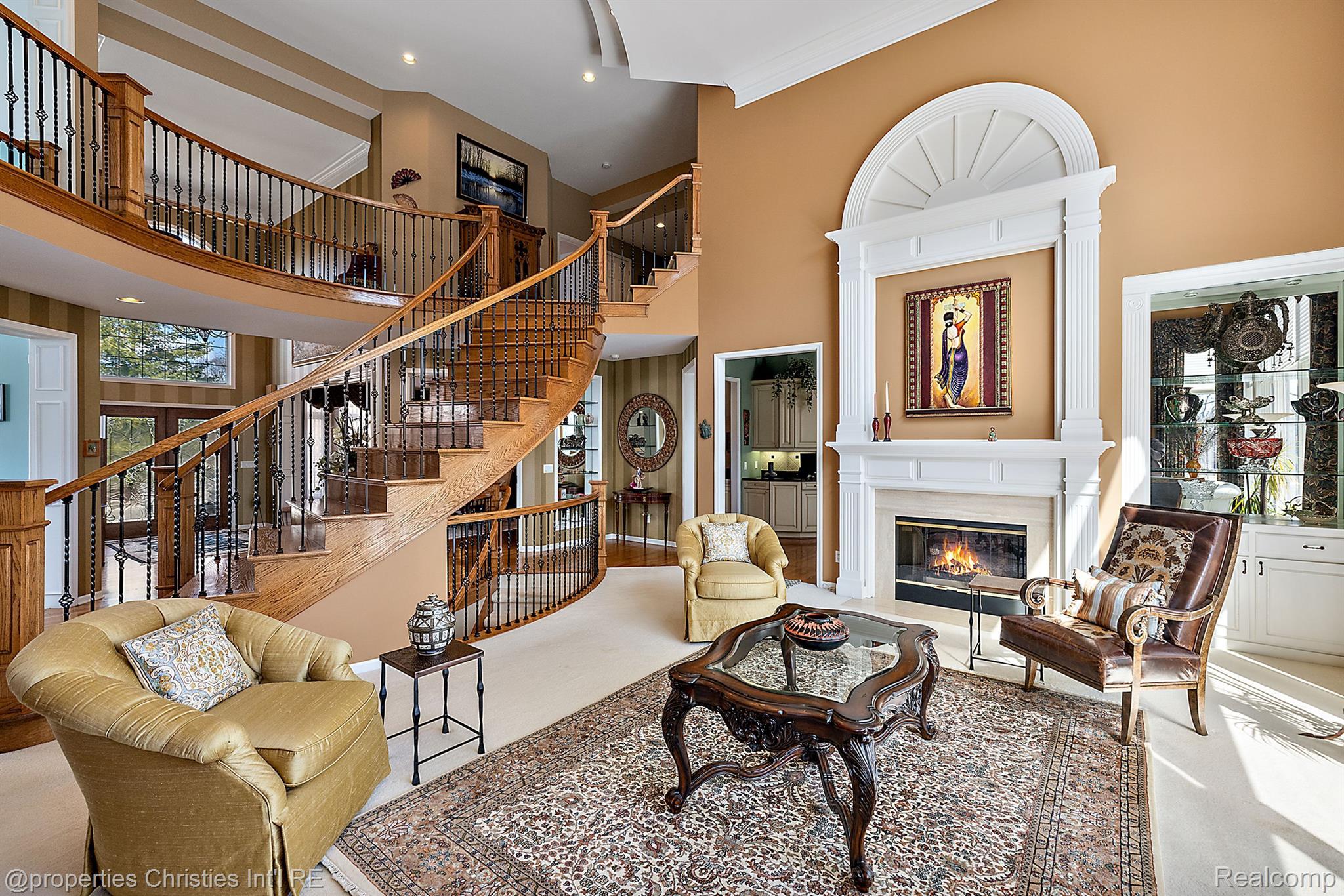 6811 BLAKEWOOD