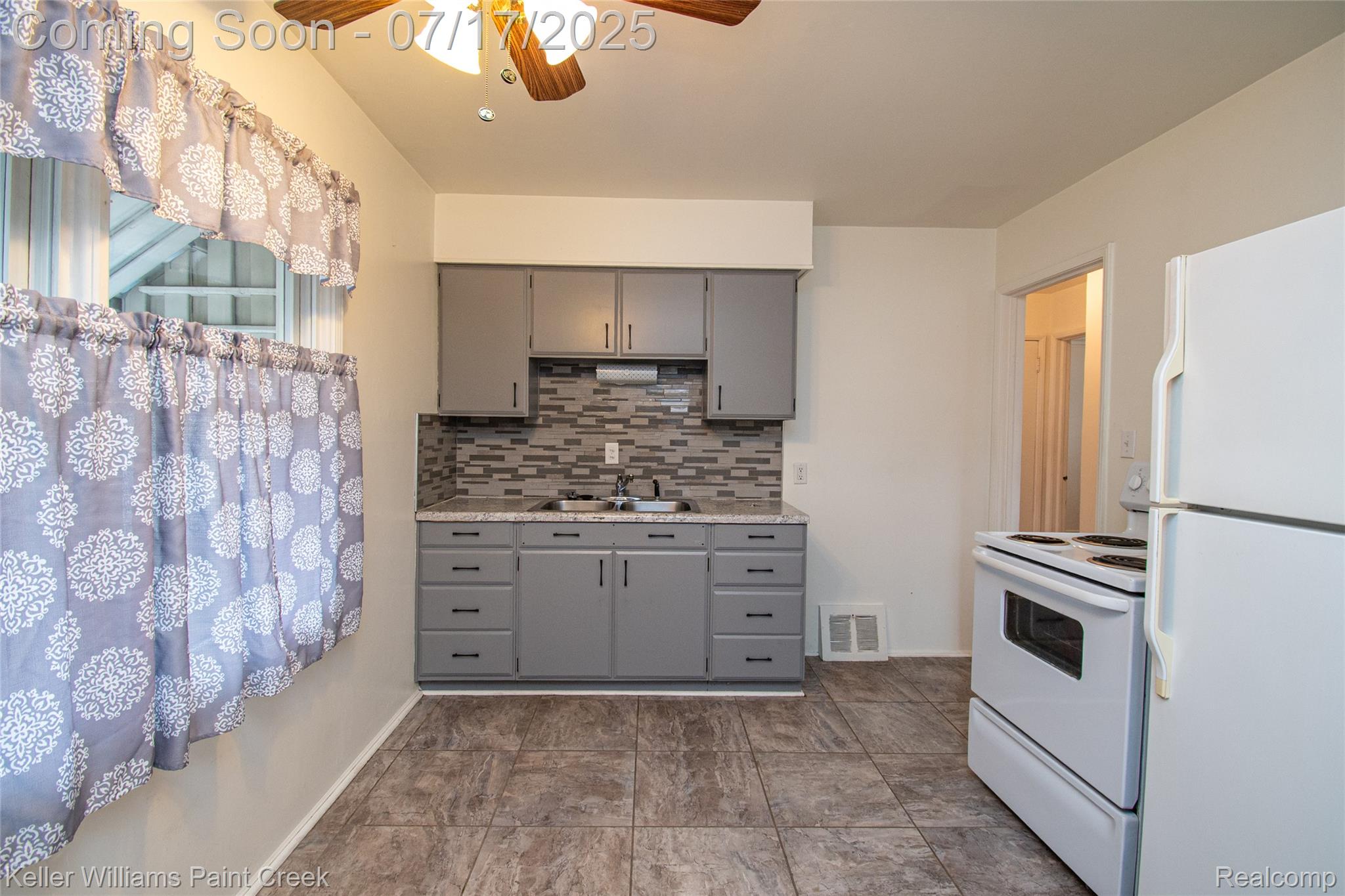 43 Charlevoix Street