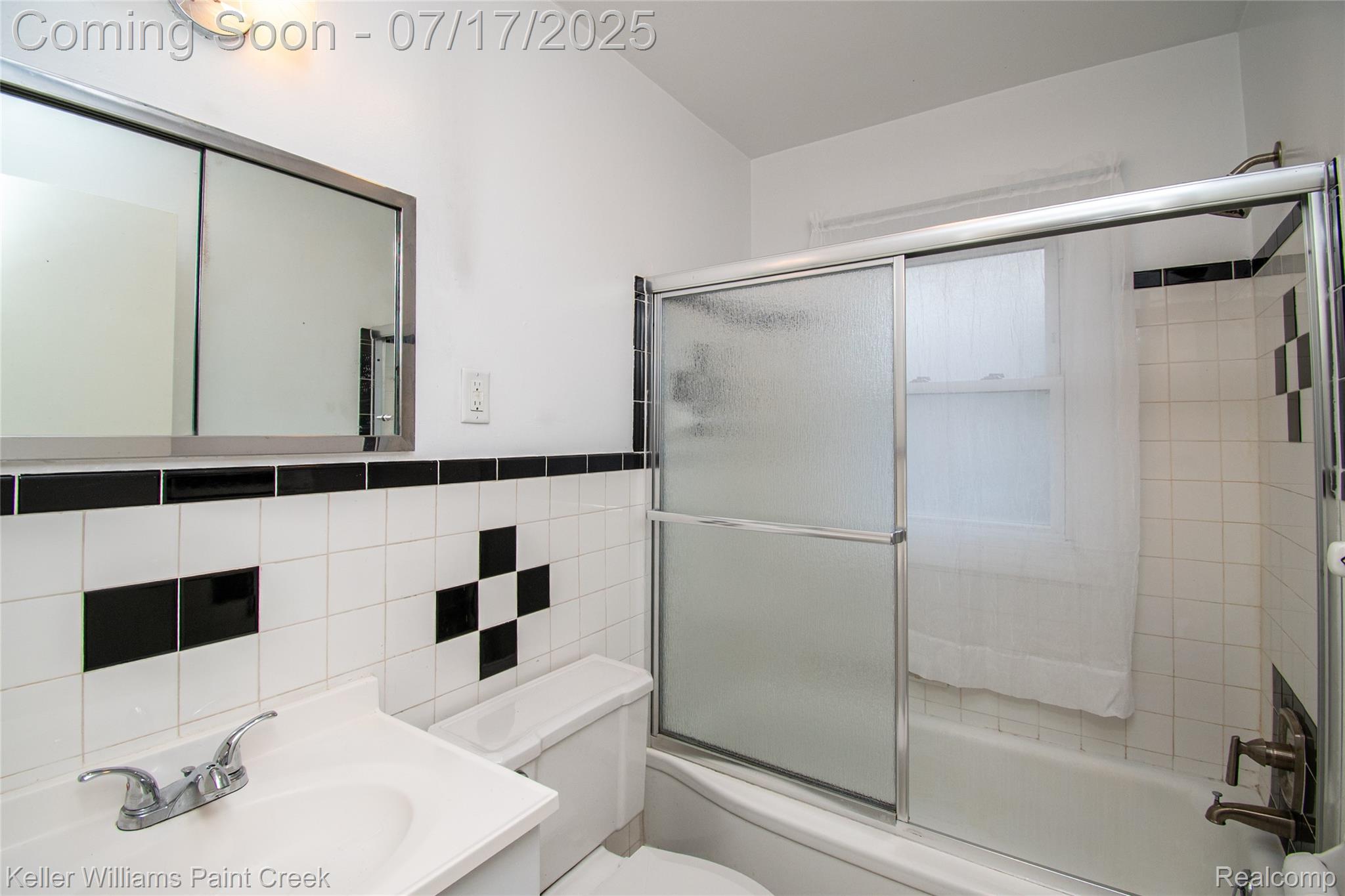 43 Charlevoix Street