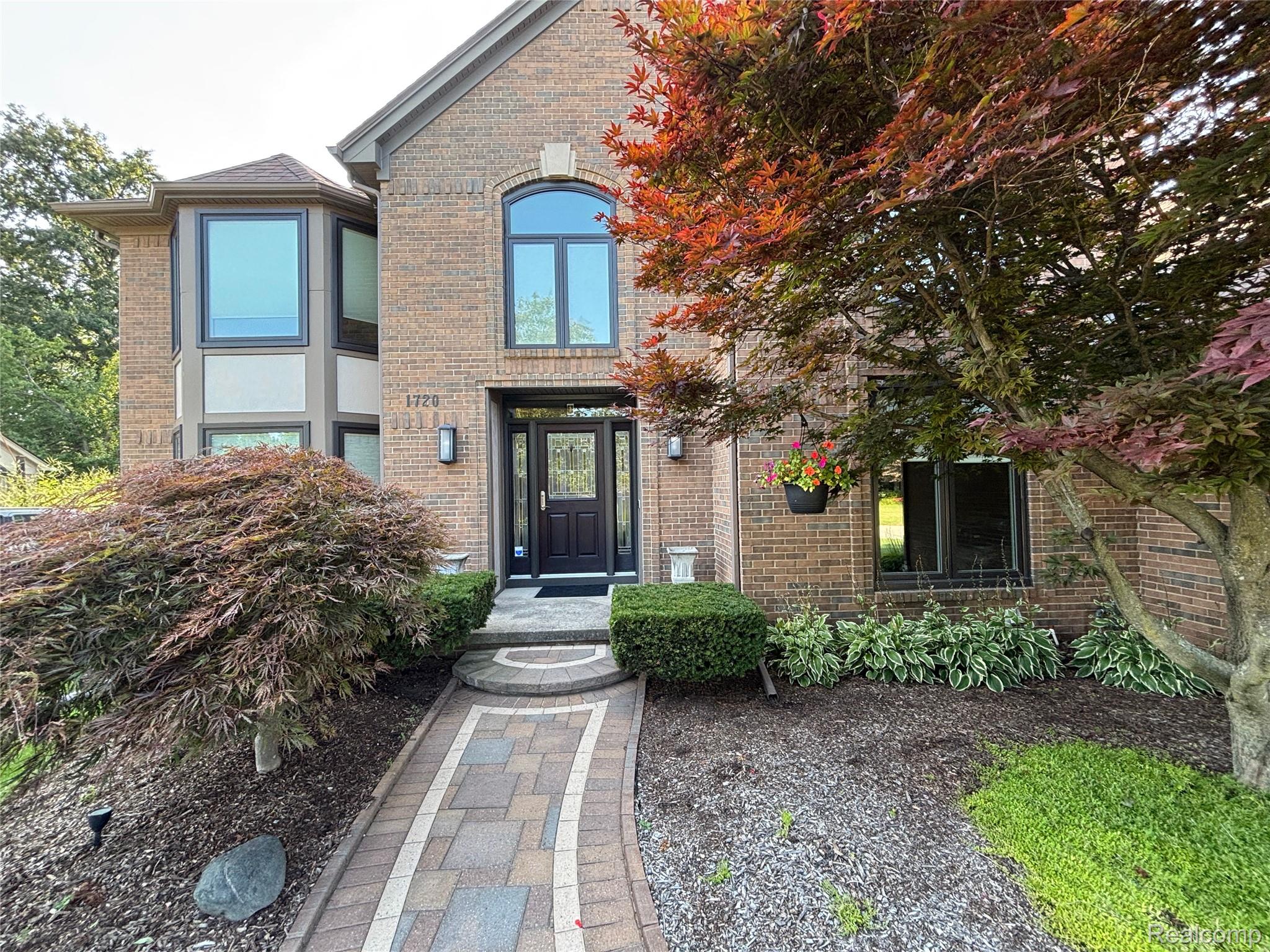 1720 Squirrel Valley Drive