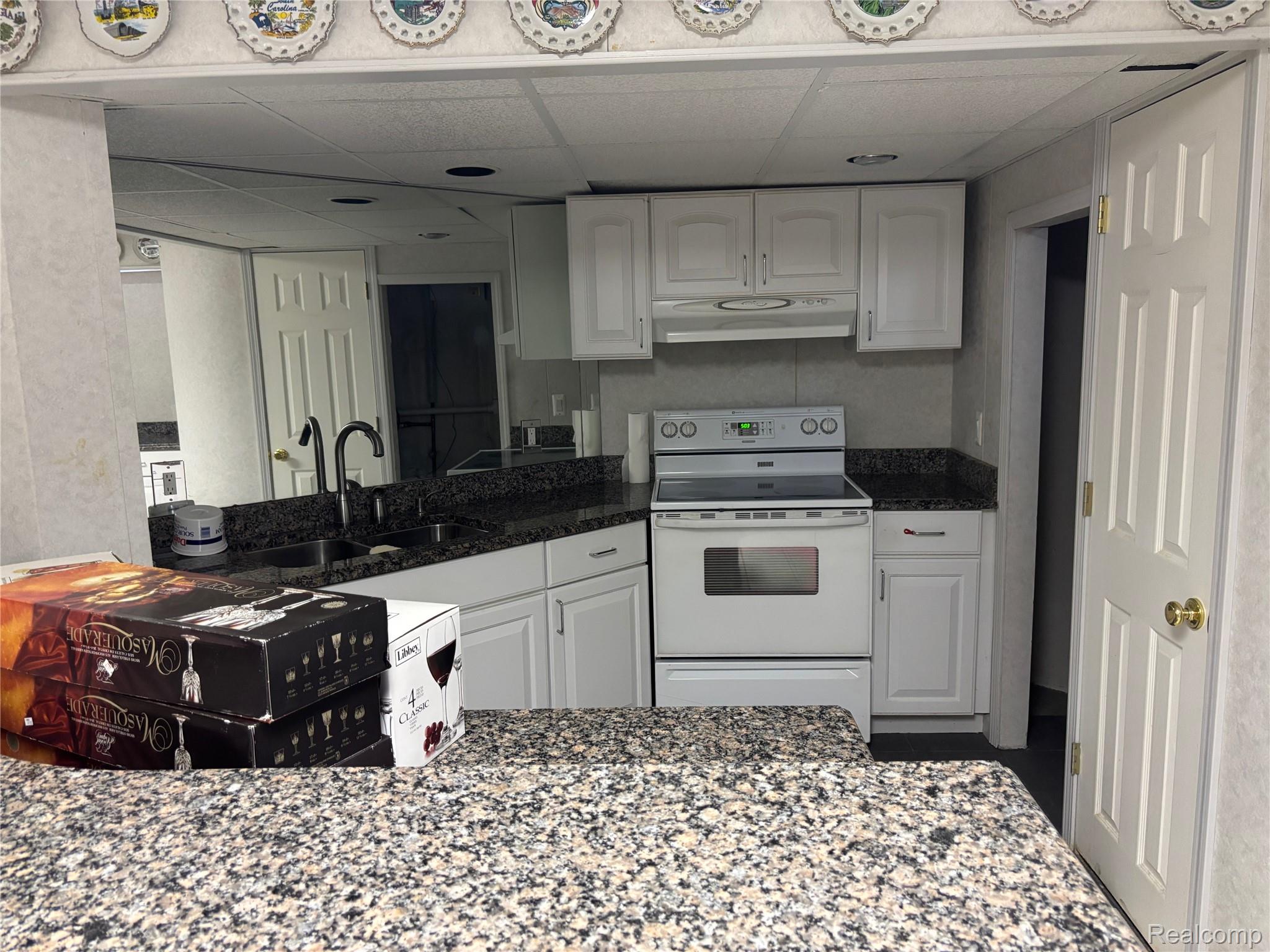 1720 Squirrel Valley Drive