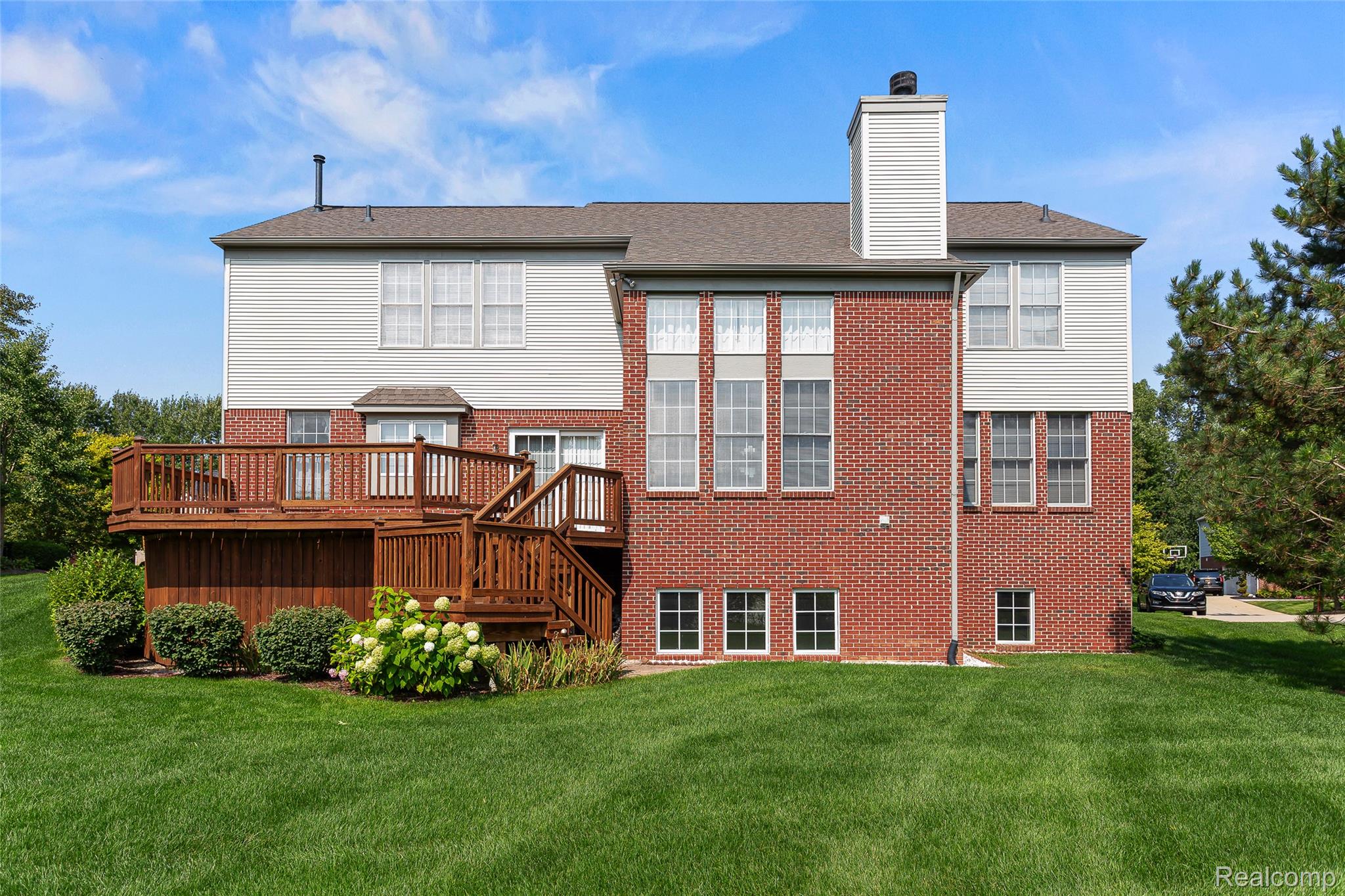 5093 Creekmonte Drive