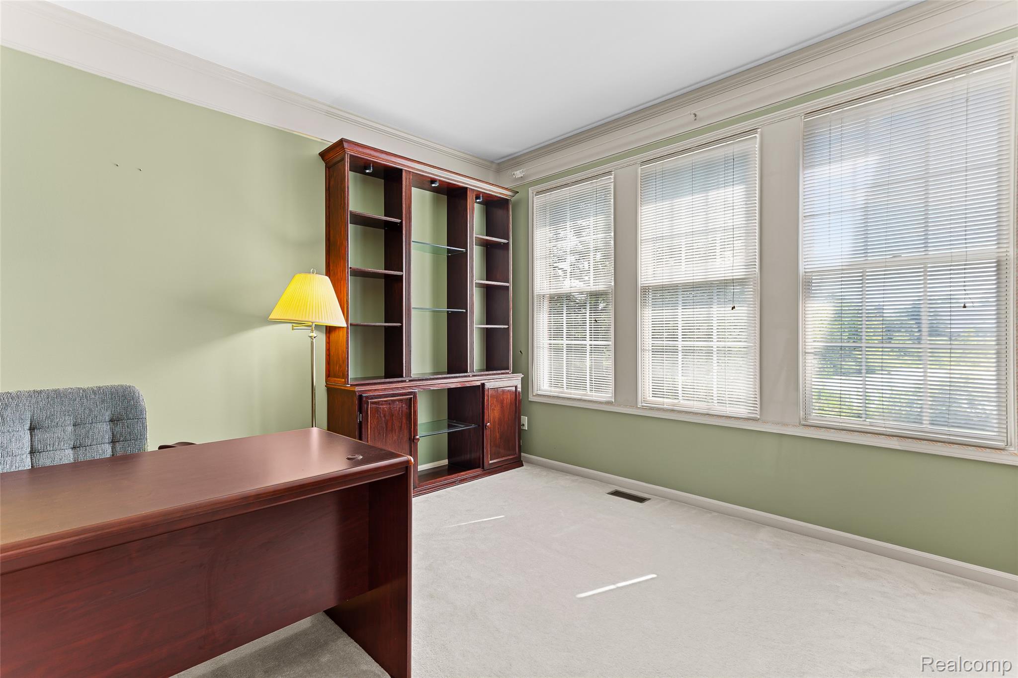 5093 Creekmonte Drive