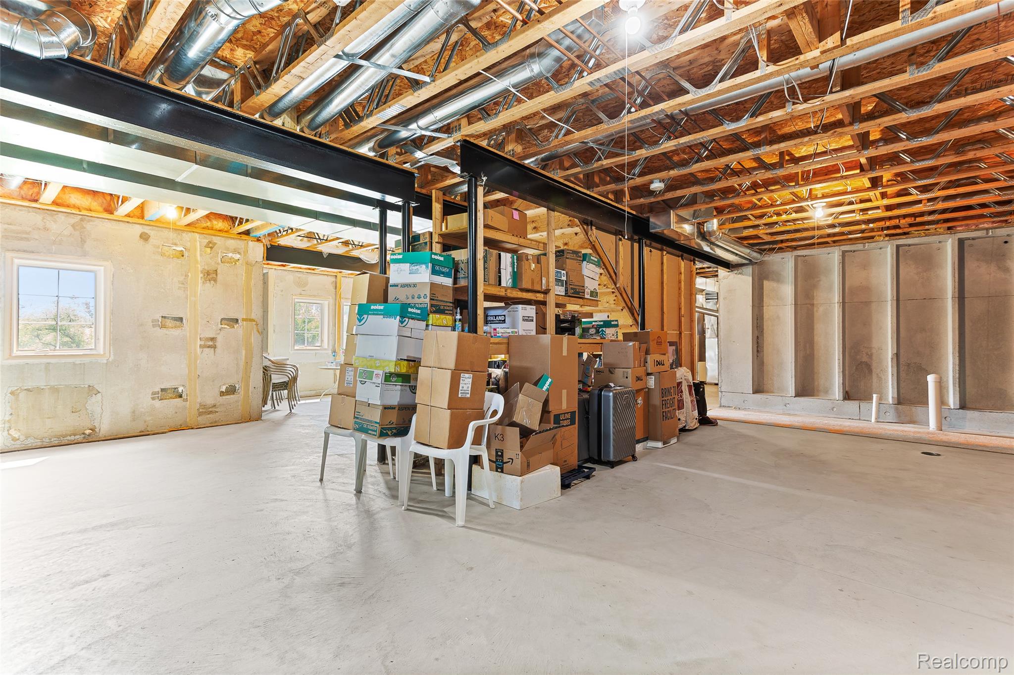 5093 Creekmonte Drive