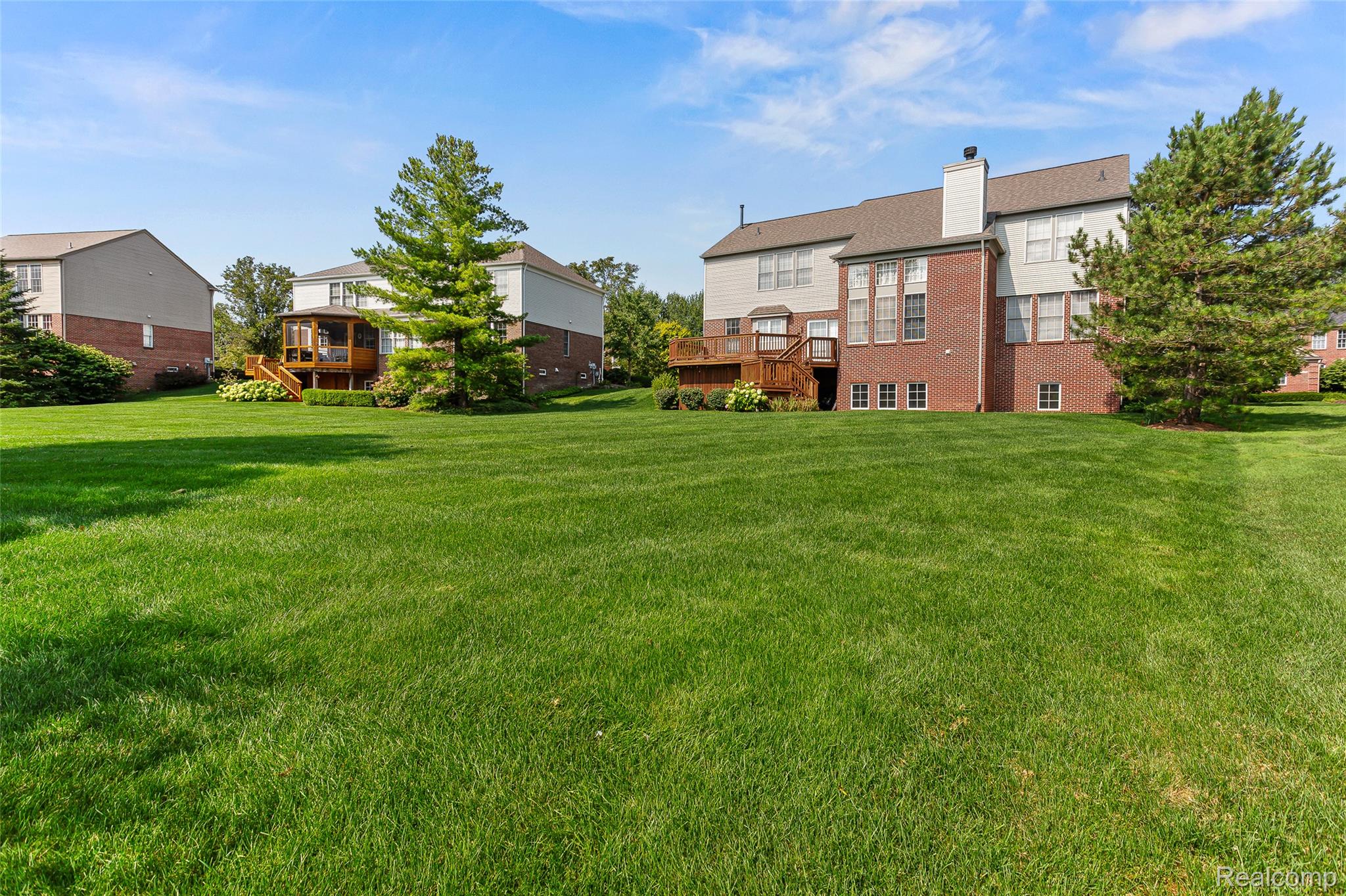 5093 Creekmonte Drive