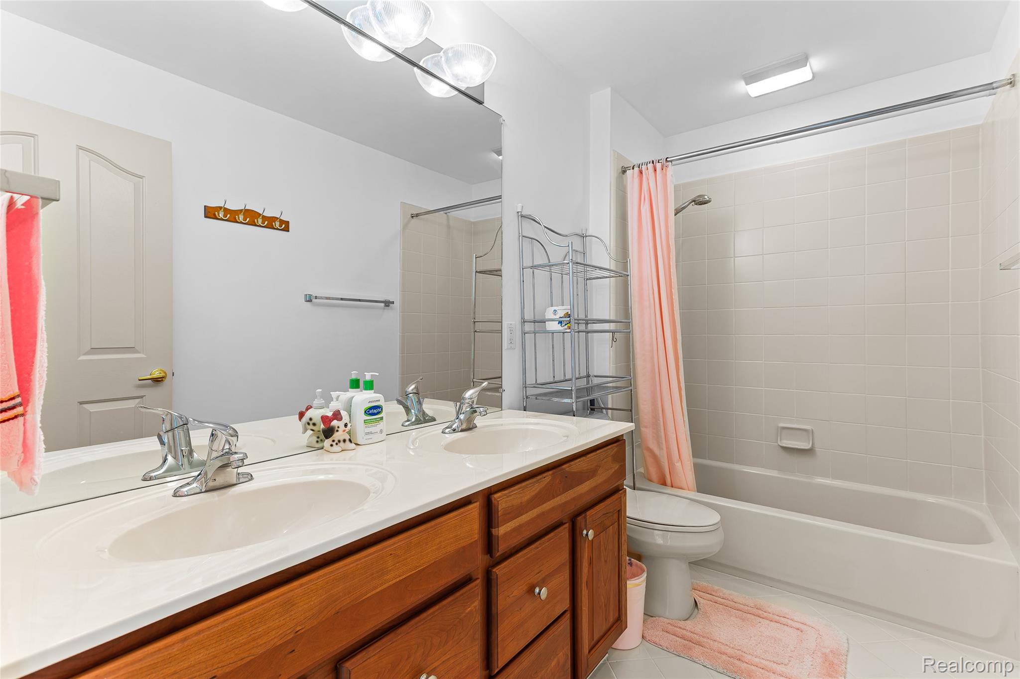 5093 Creekmonte Drive