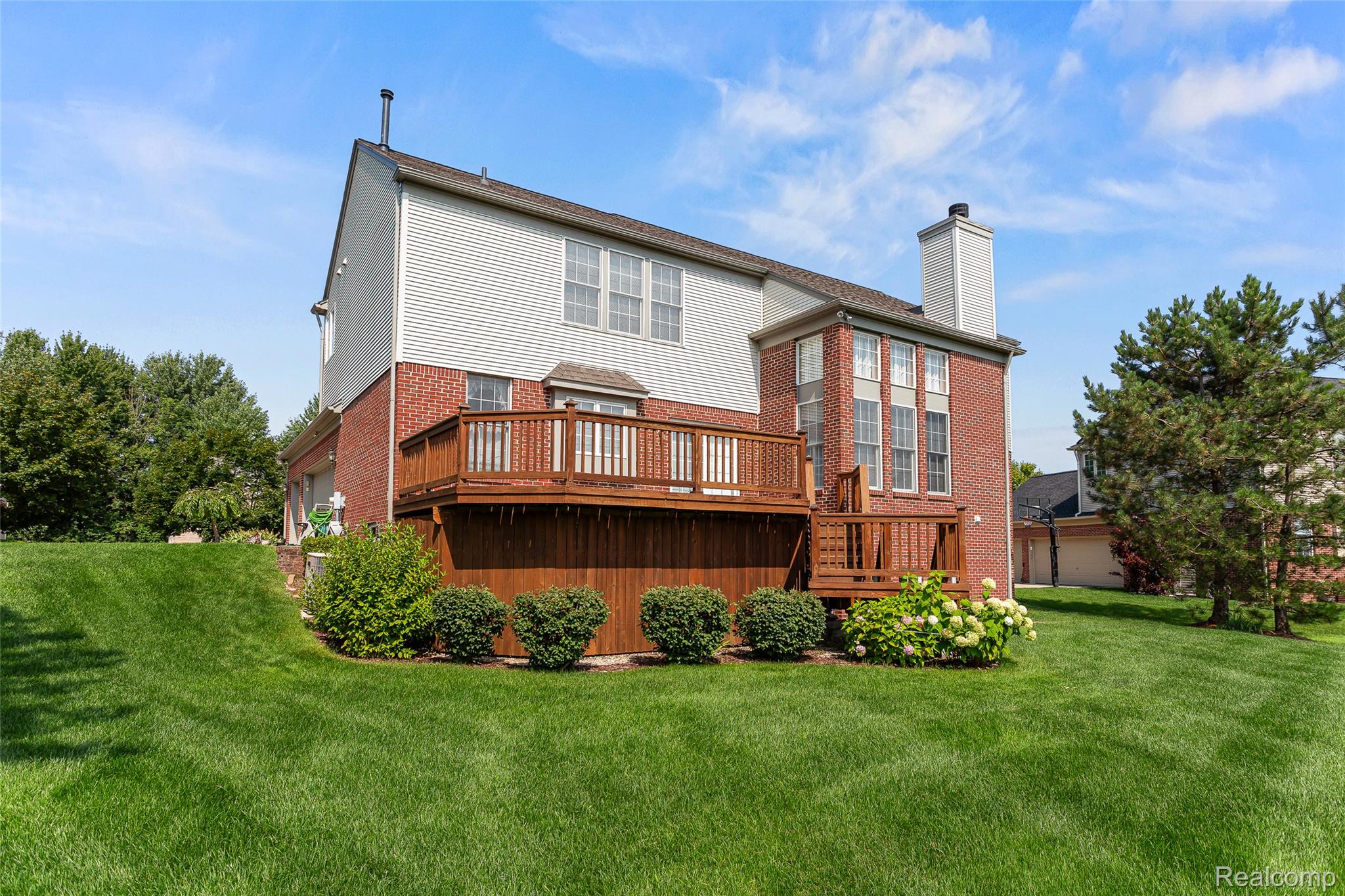 5093 Creekmonte Drive