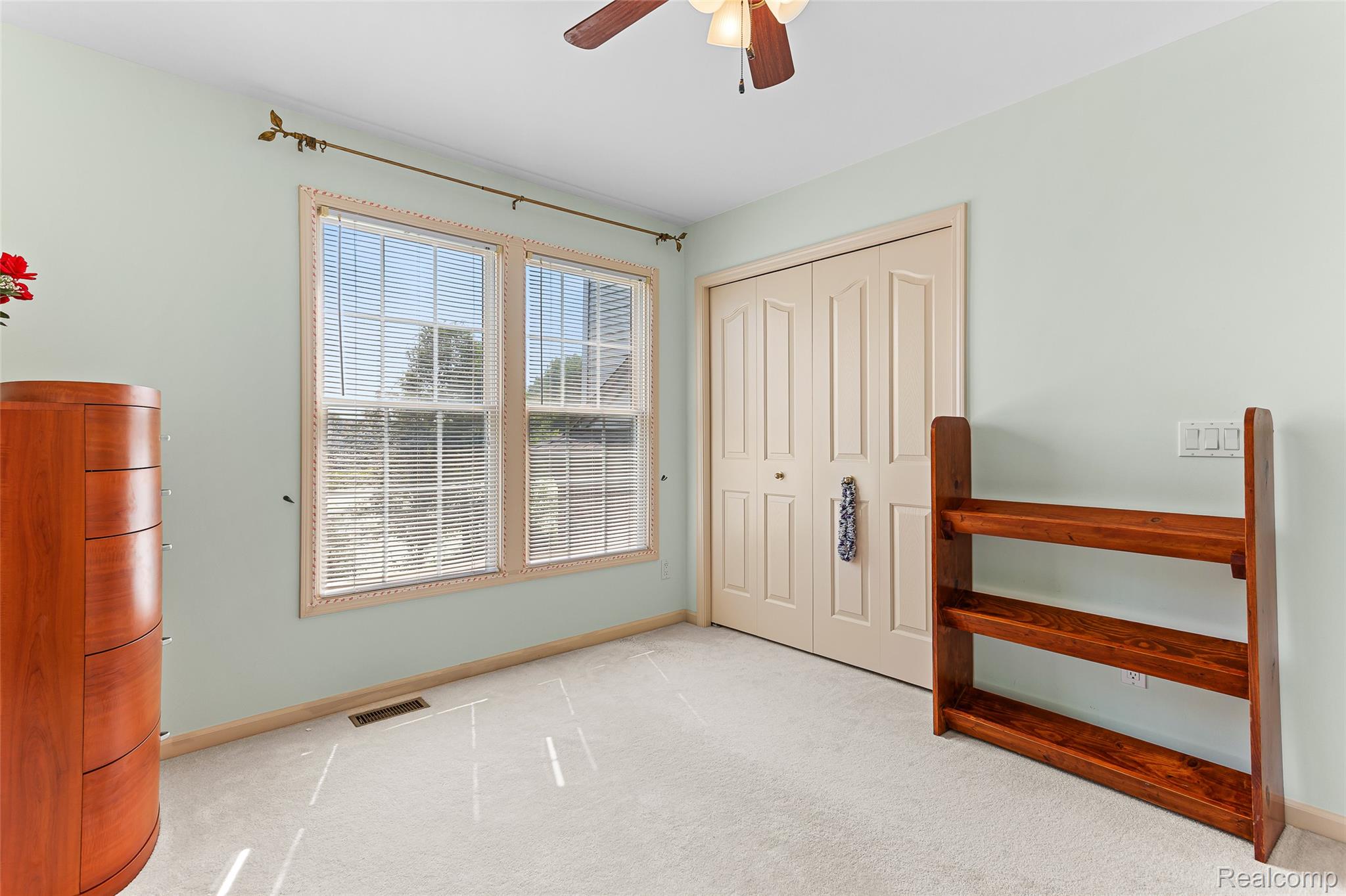 5093 Creekmonte Drive