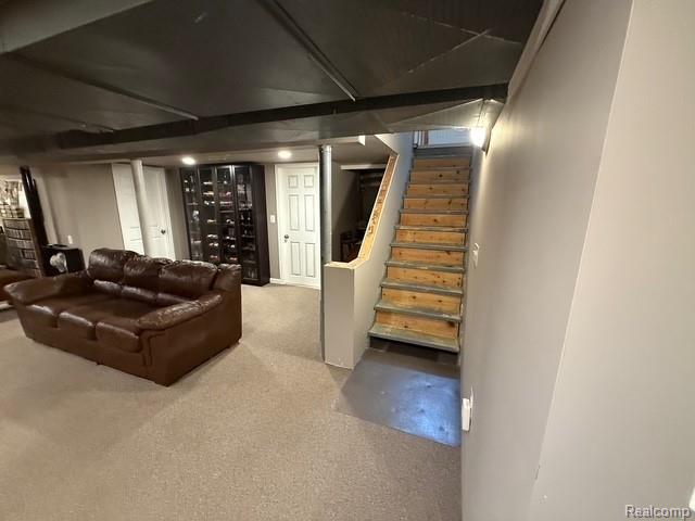 48212 Cardinal Drive