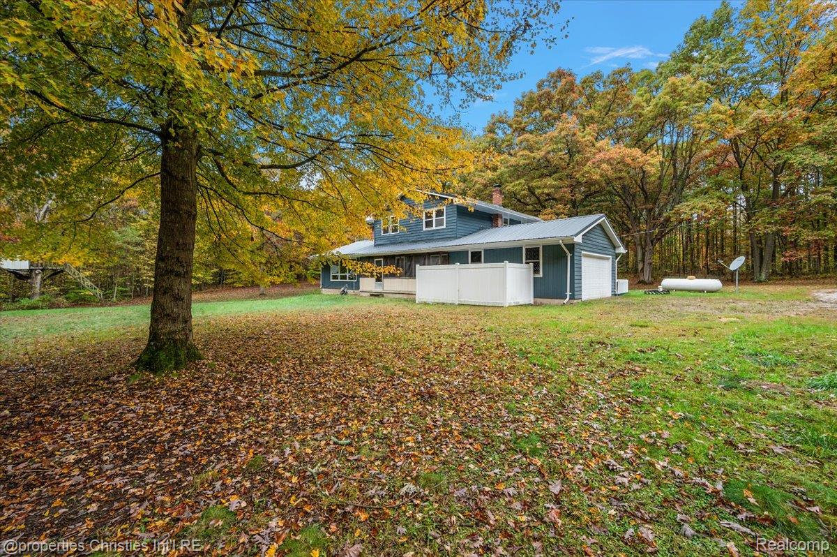 4121 Country Road