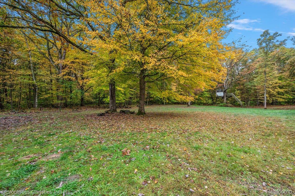 4121 Country Road