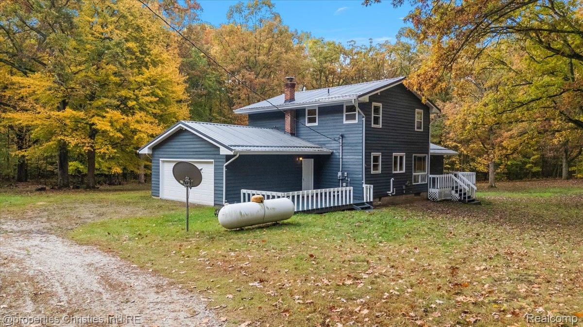 4121 Country Road
