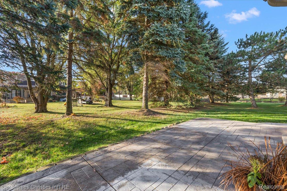 18312 Greenmeadow Drive