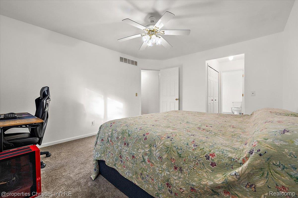 18312 Greenmeadow Drive