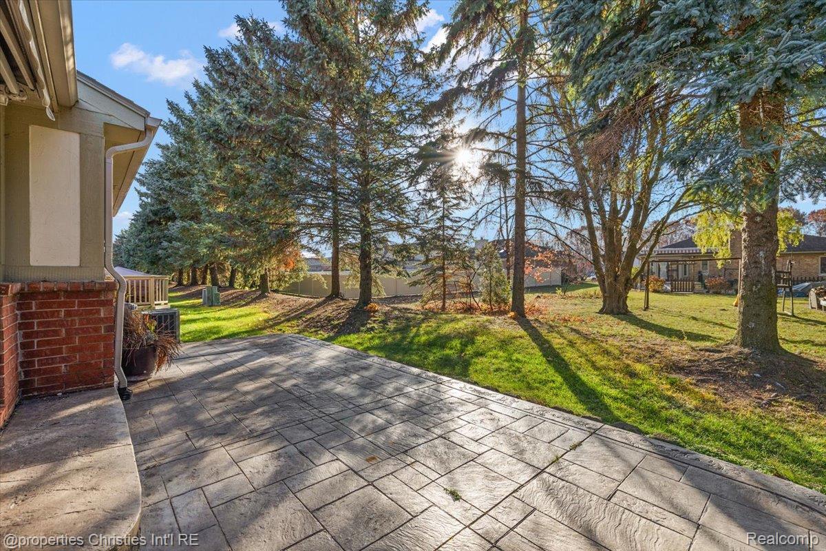 18312 Greenmeadow Drive