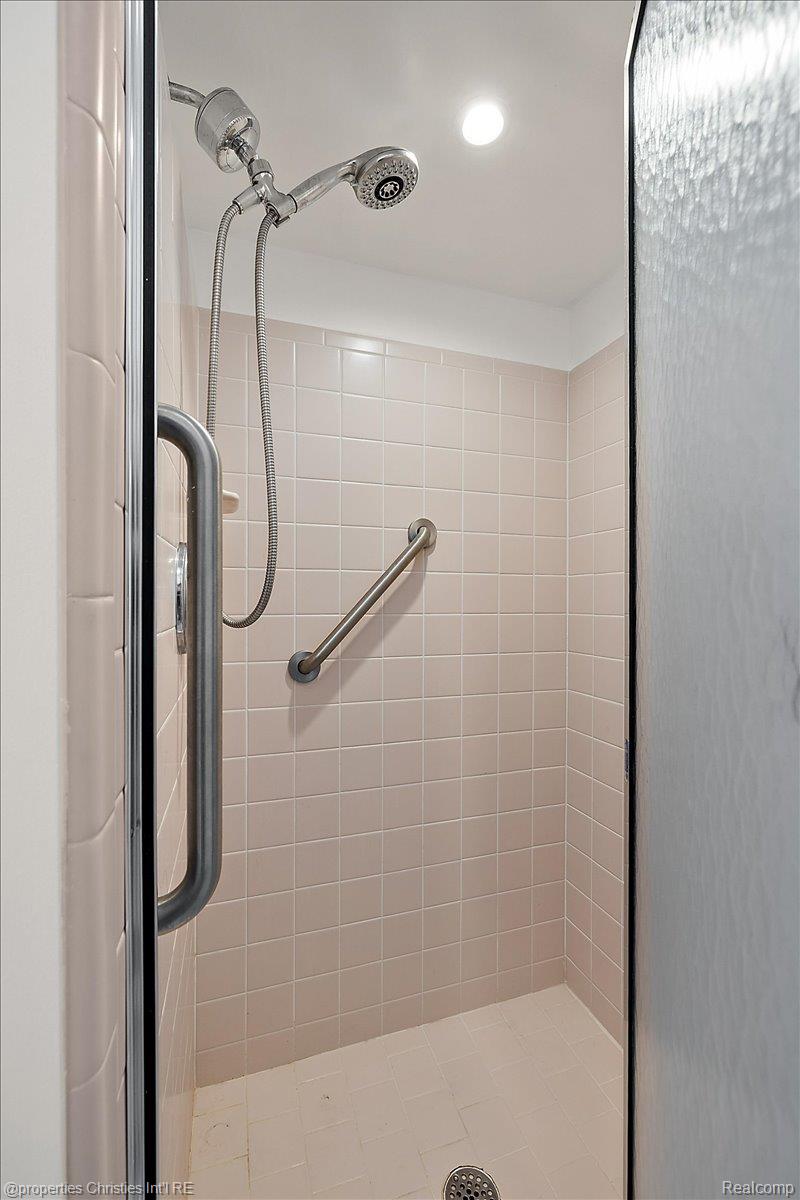 18312 Greenmeadow Drive