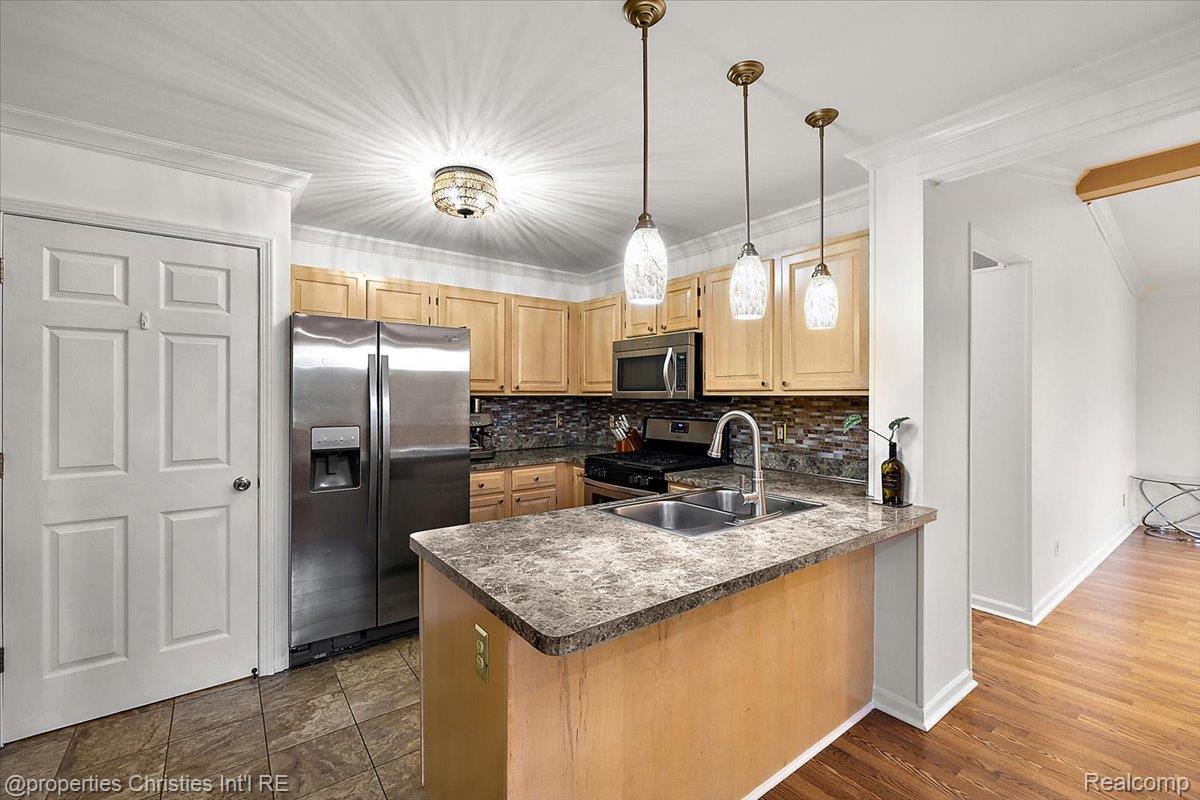 18312 Greenmeadow Drive