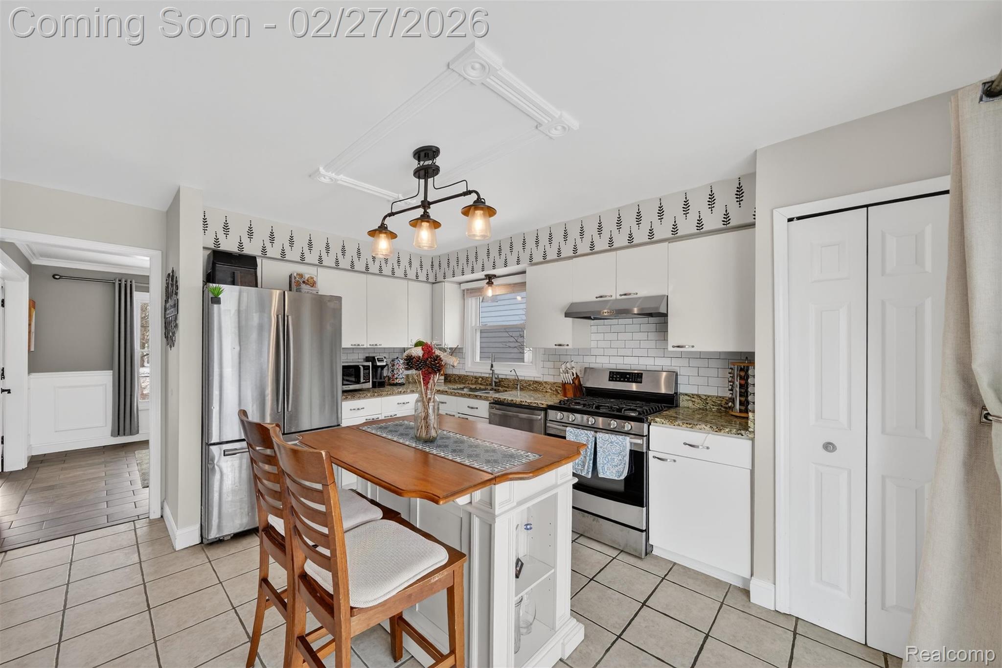 801 Linden Way