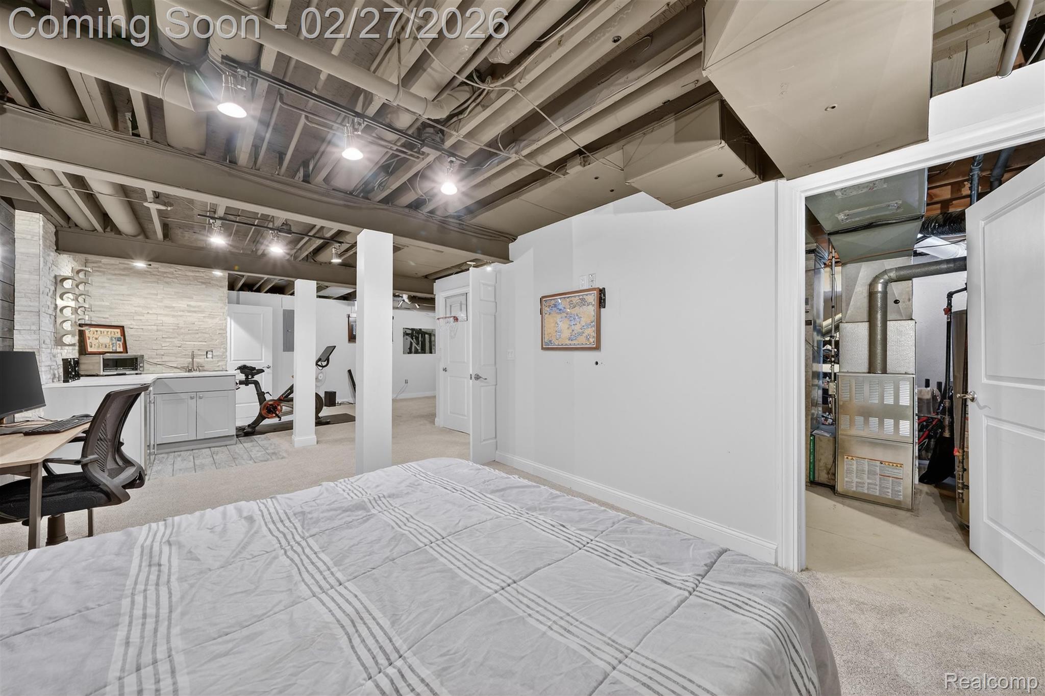 801 Linden Way