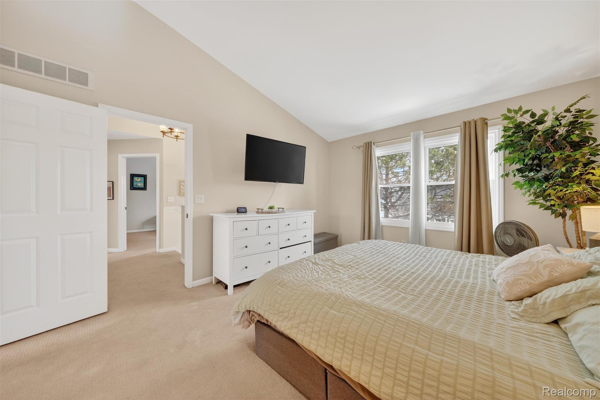 801 Linden Way