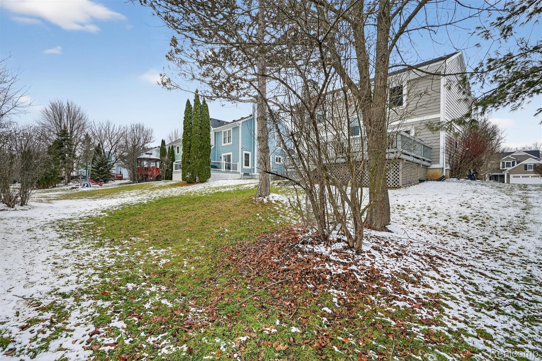 801 Linden Way