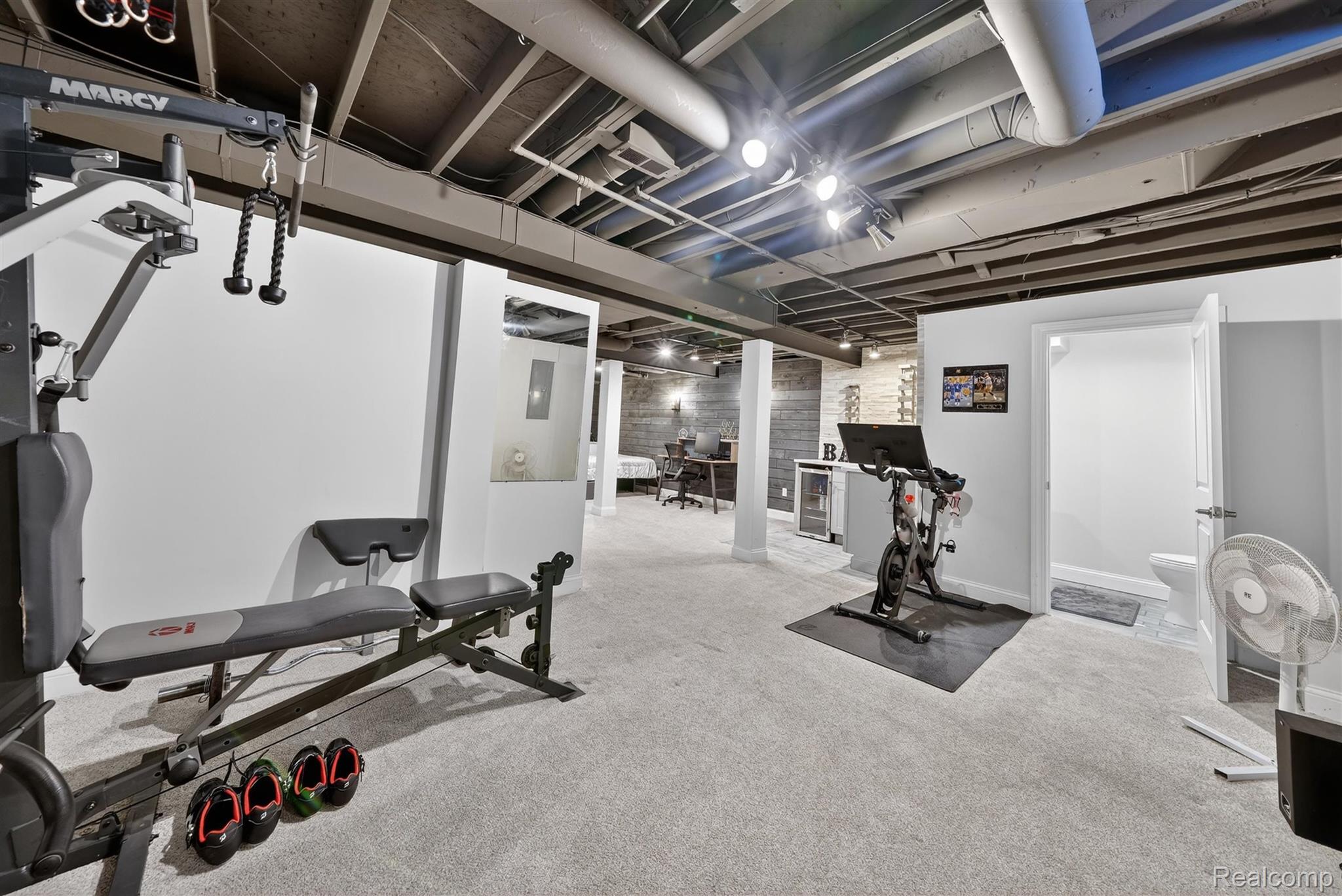 801 Linden Way