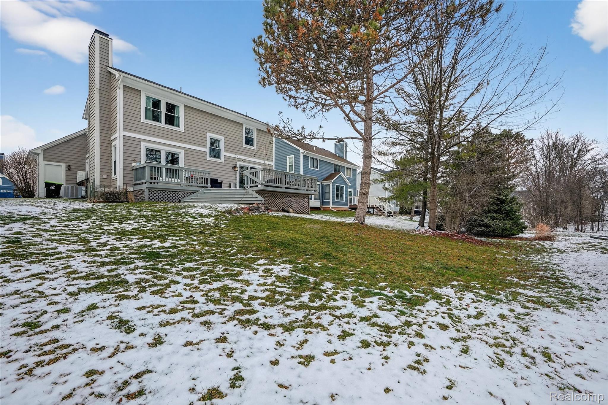 801 Linden Way