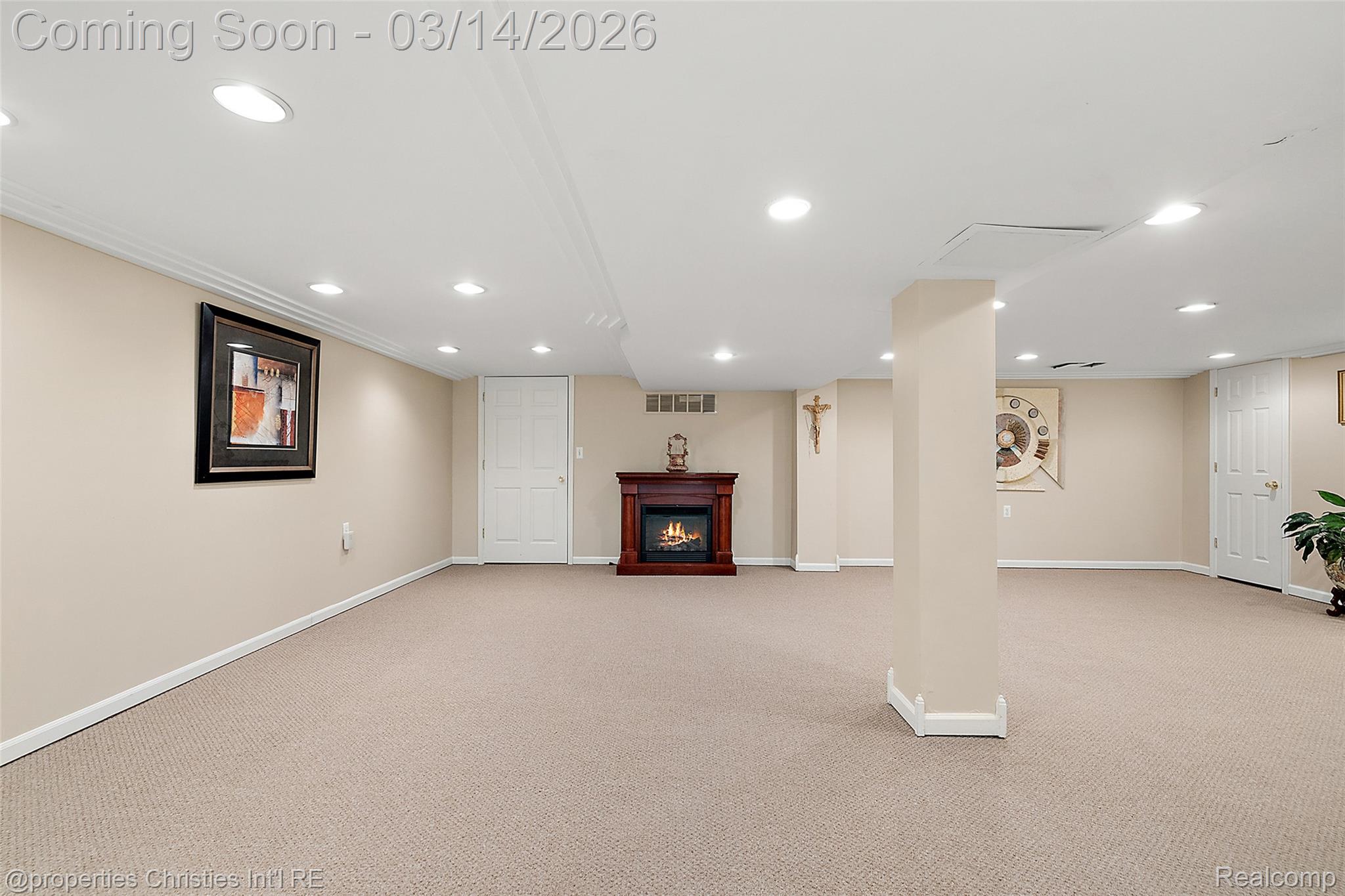 43159 La Bouquet Court