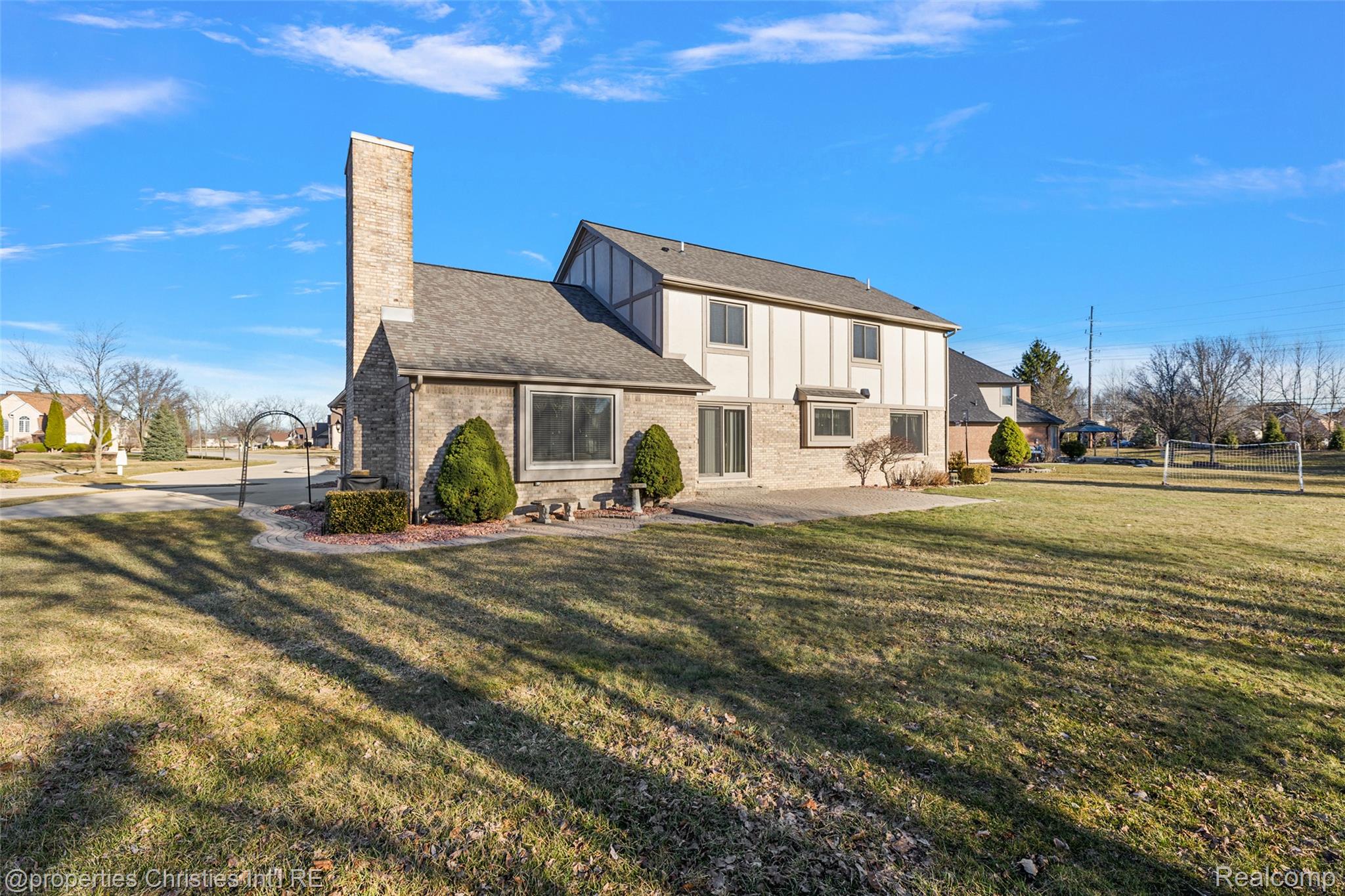 43159 La Bouquet Court