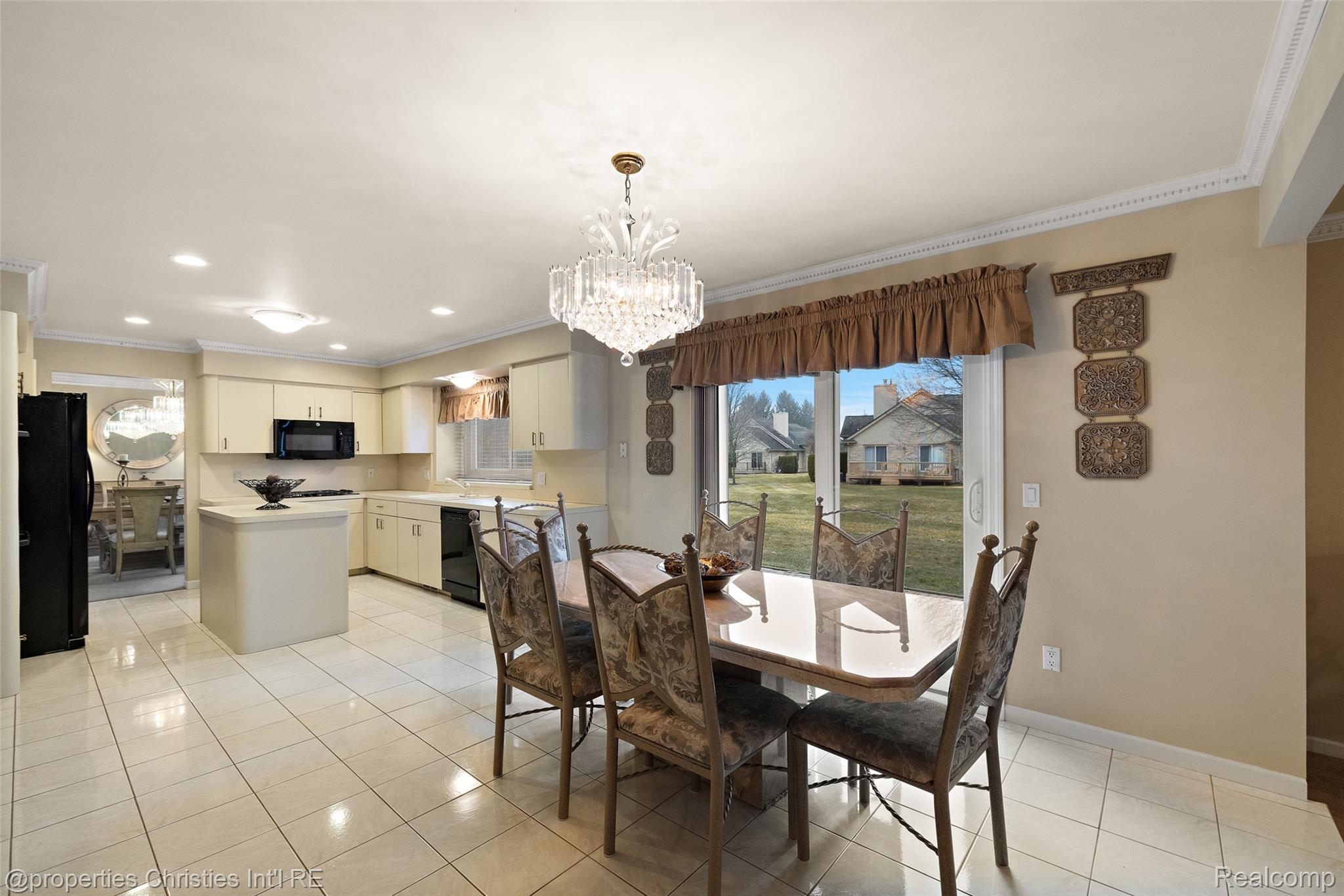 43159 La Bouquet Court