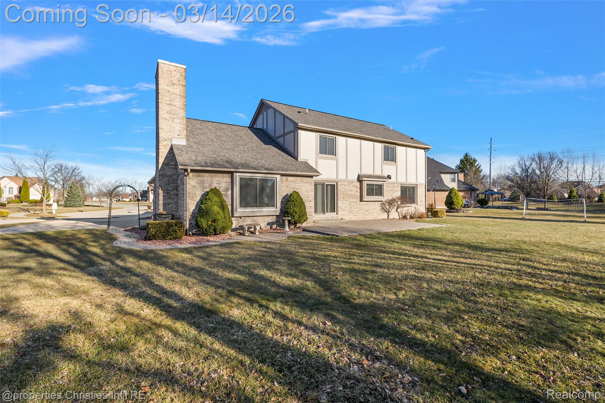 43159 La Bouquet Court