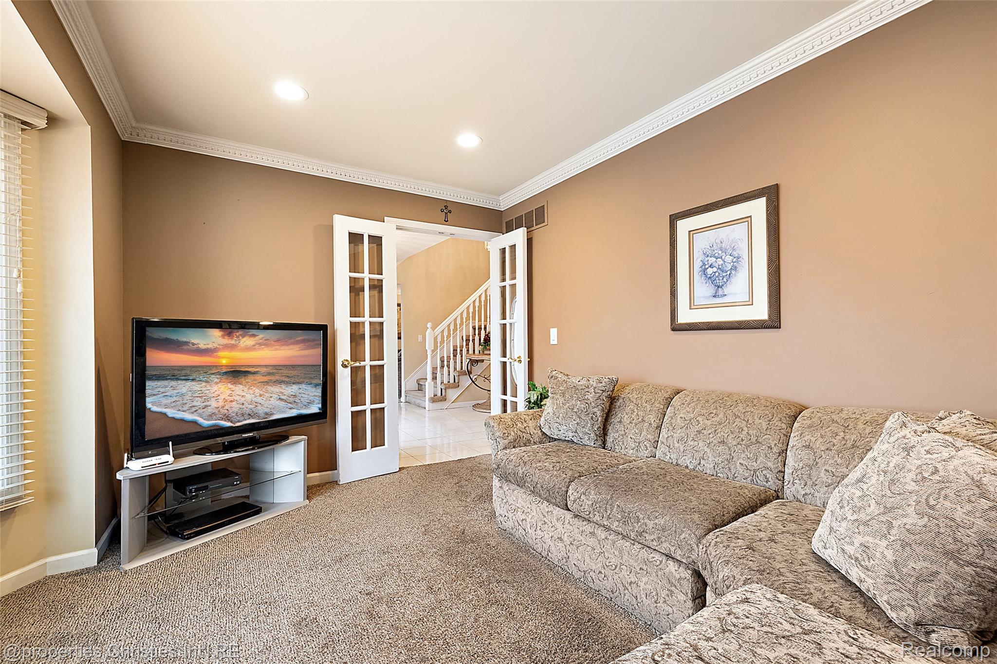 43159 La Bouquet Court