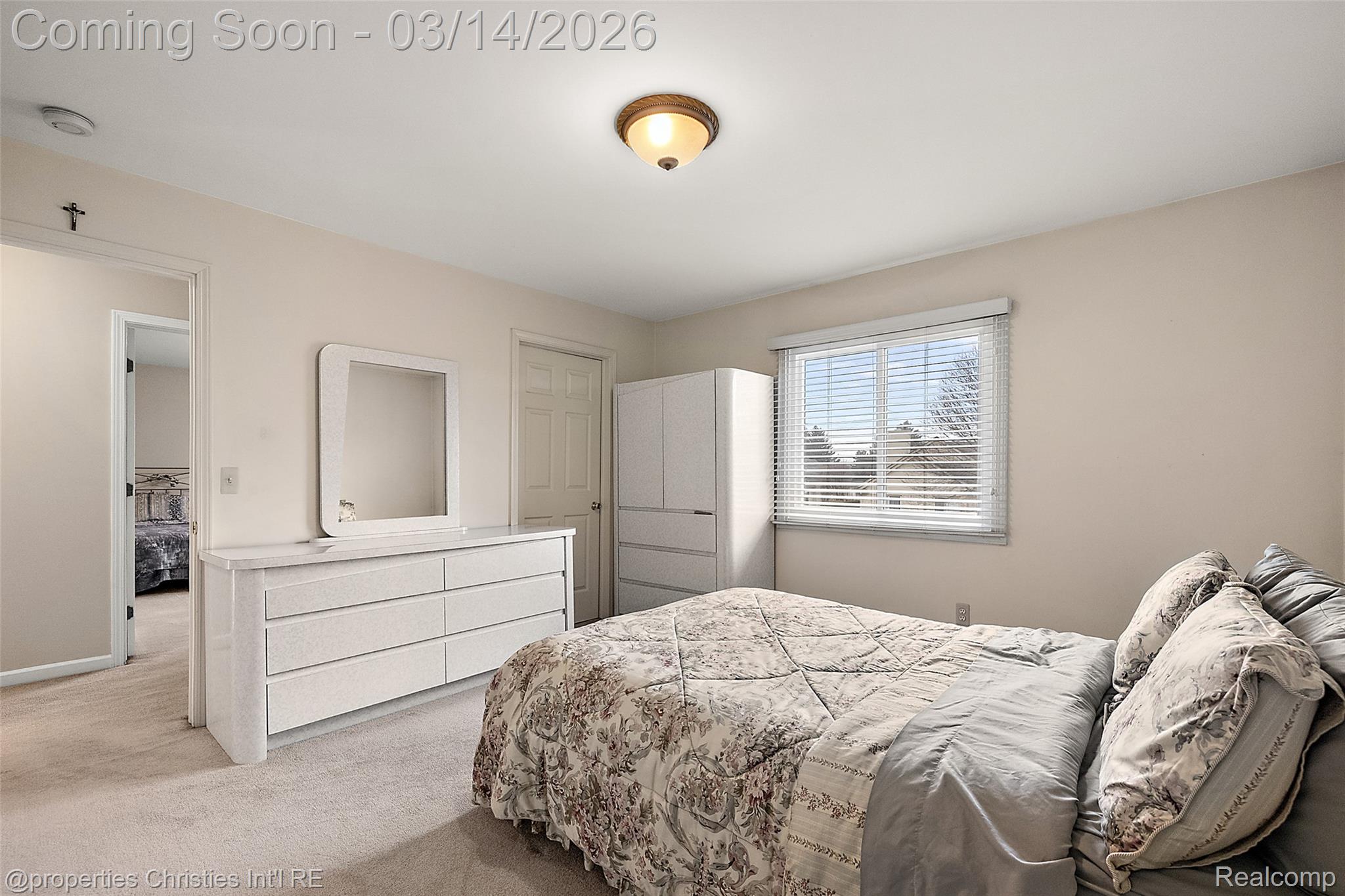 43159 La Bouquet Court