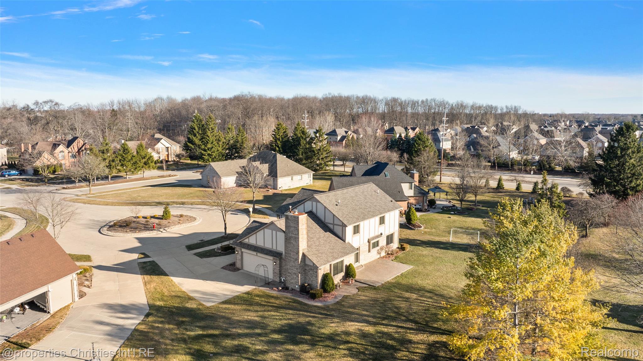 43159 La Bouquet Court