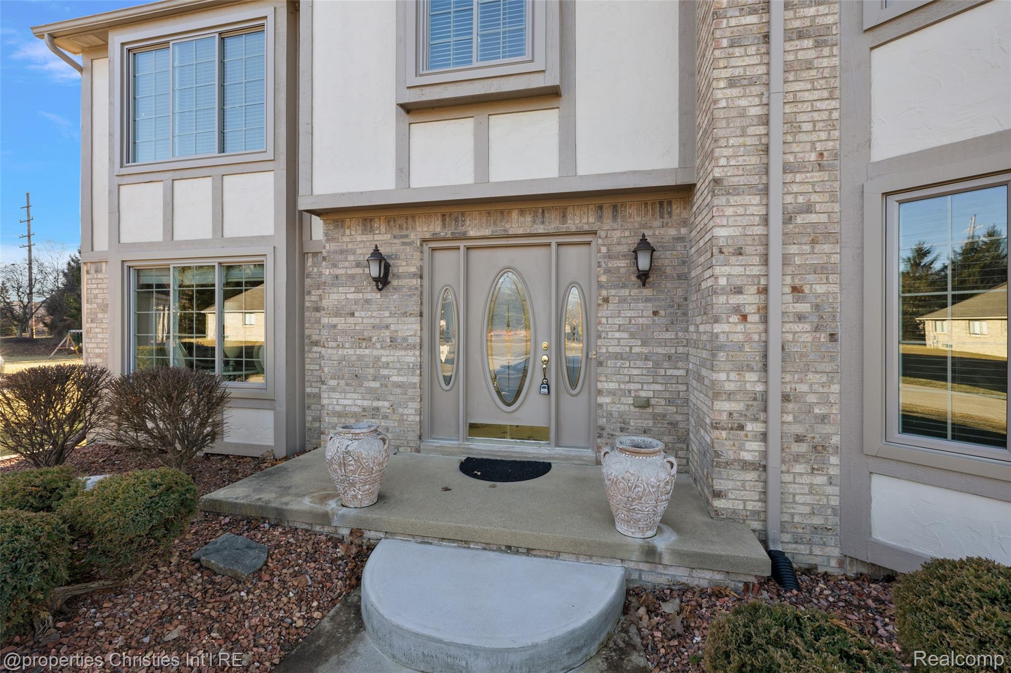 43159 La Bouquet Court