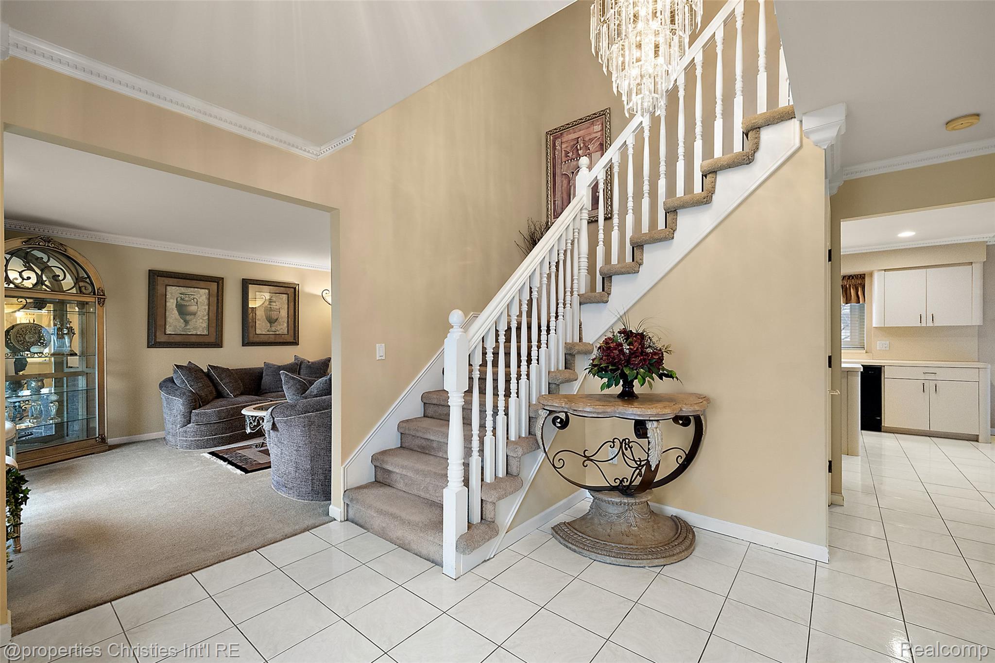 43159 La Bouquet Court