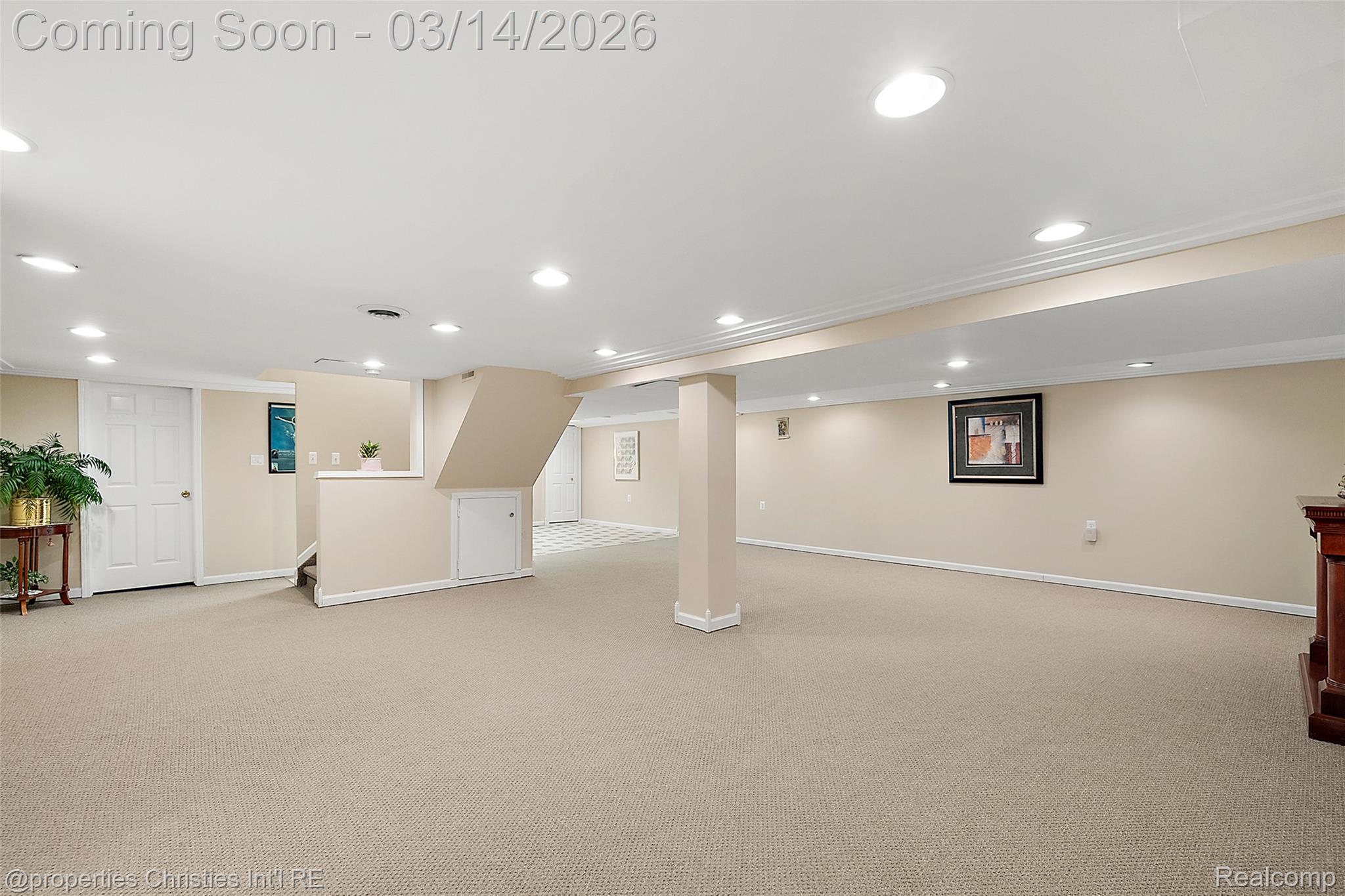 43159 La Bouquet Court