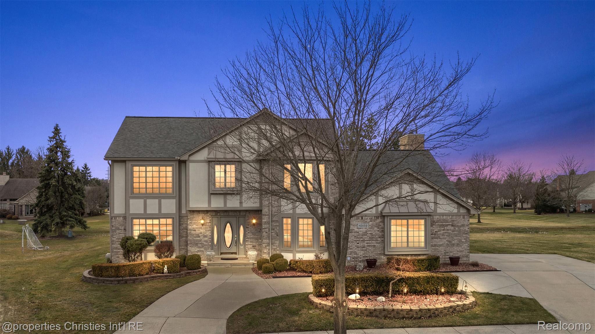 43159 La Bouquet Court