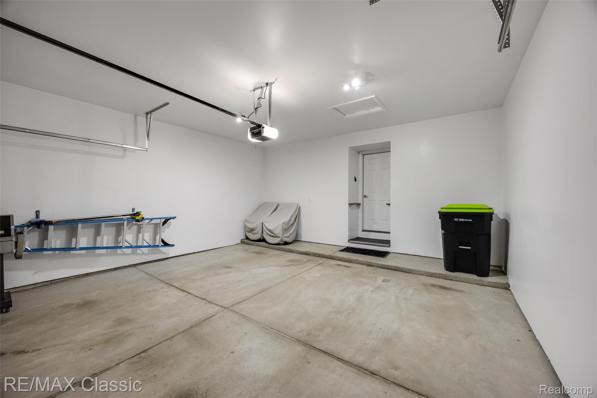 40548 Lenox Park Drive