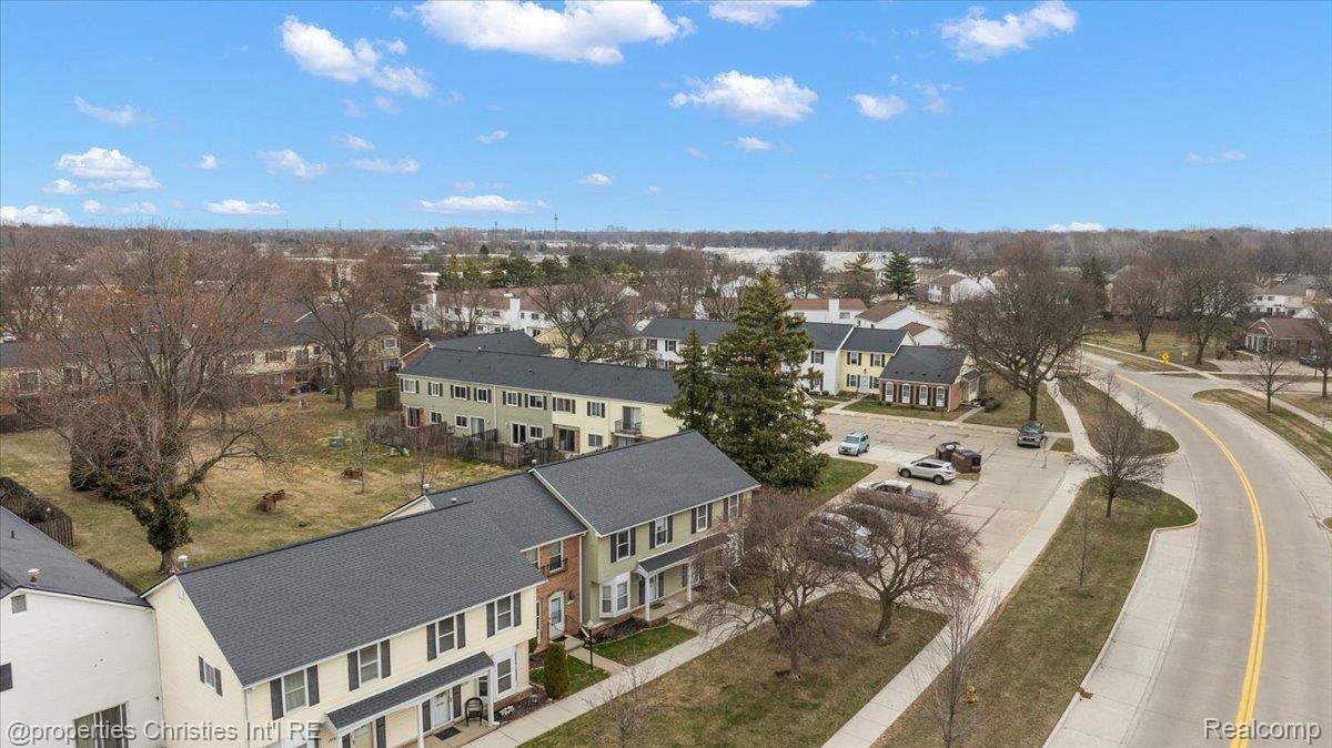 37589 Charter Oaks Blvd