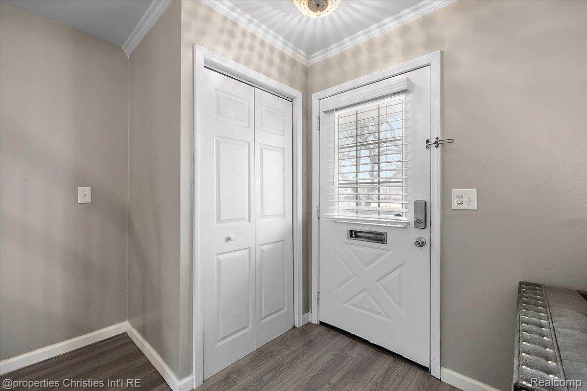 37589 Charter Oaks Blvd