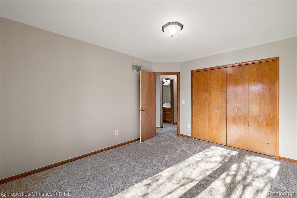 50053 Middle River Drive