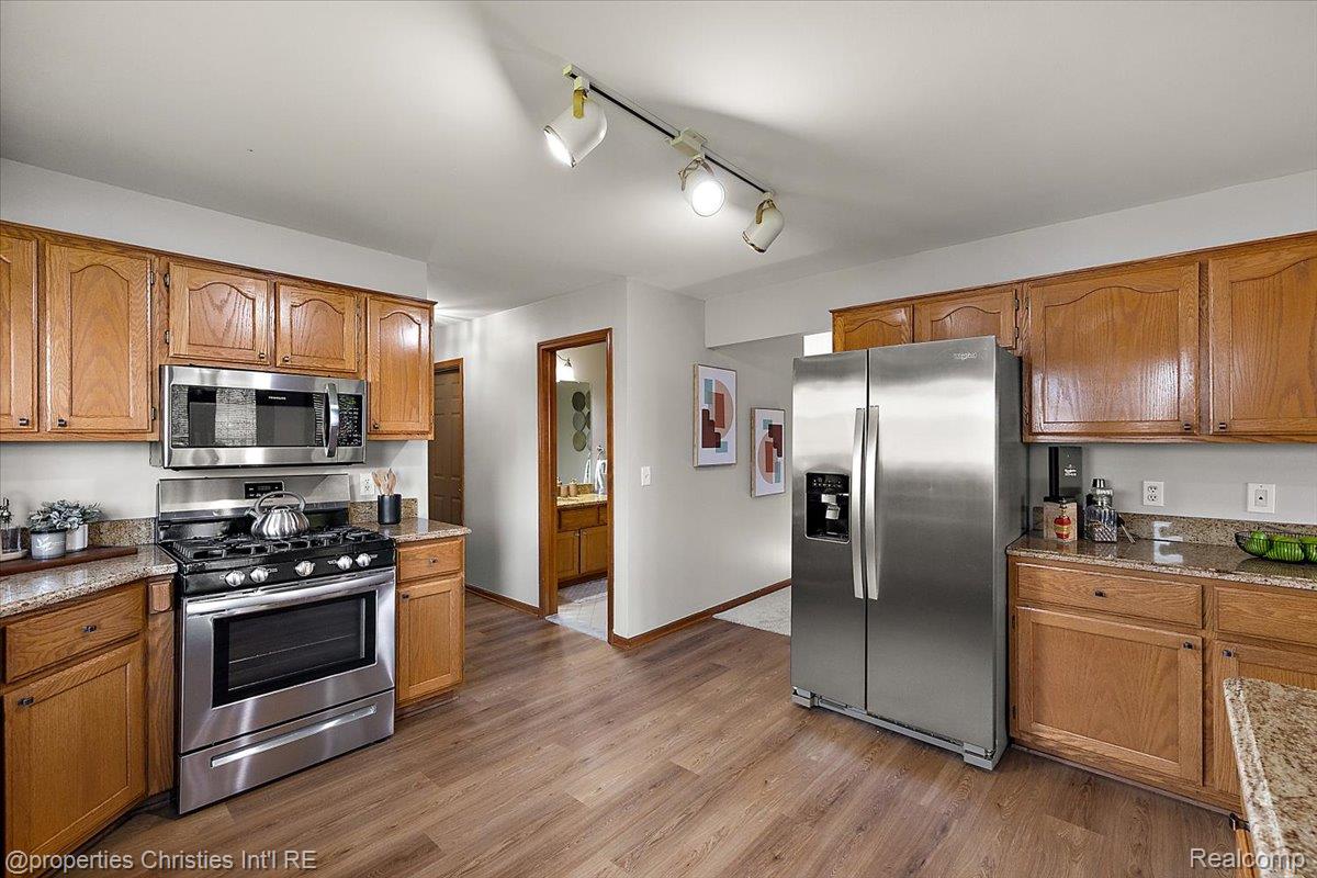 50053 Middle River Drive