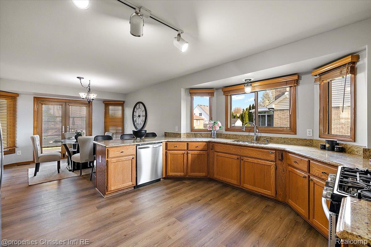 50053 Middle River Drive