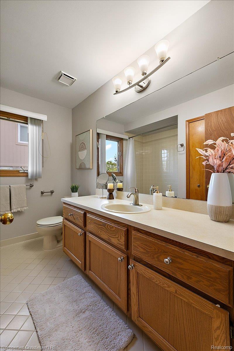 50053 Middle River Drive