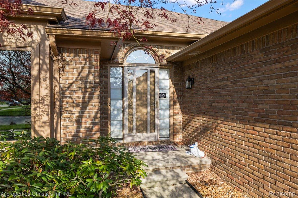 50053 Middle River Drive