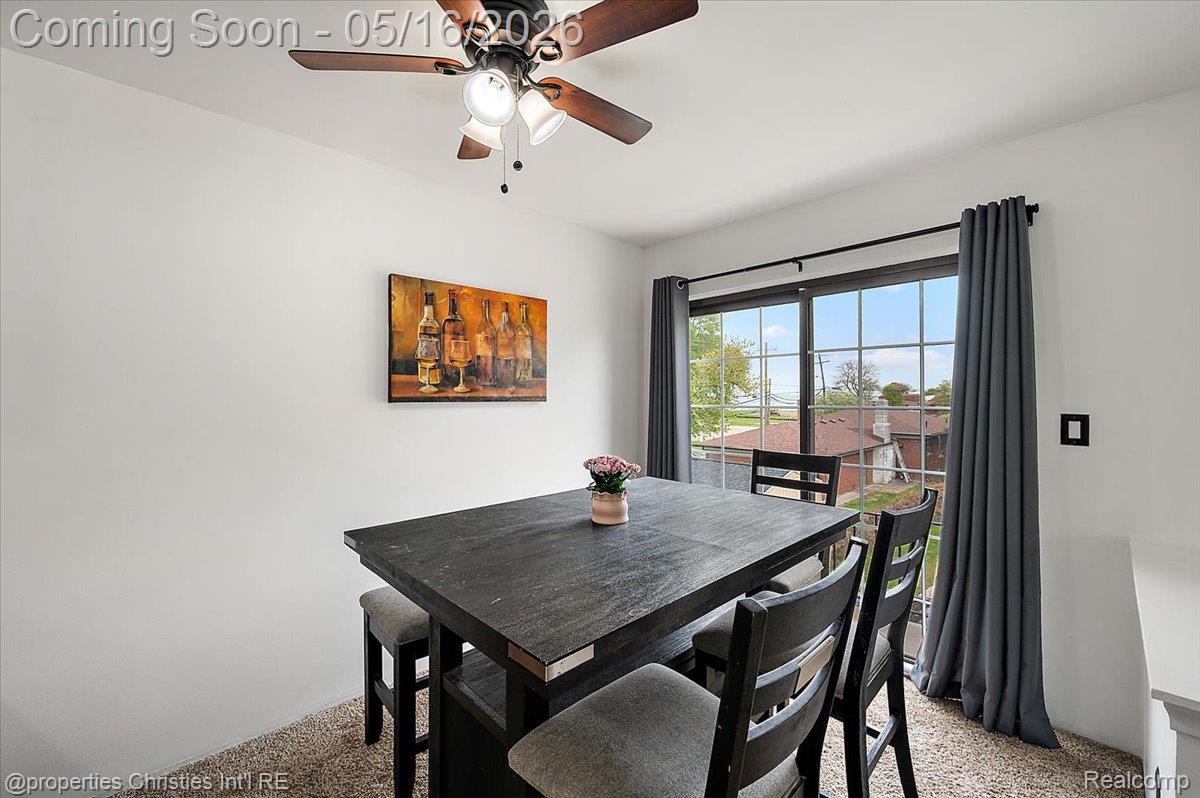 35164 N Bay Circle