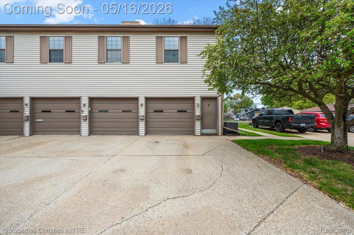 35164 N Bay Circle