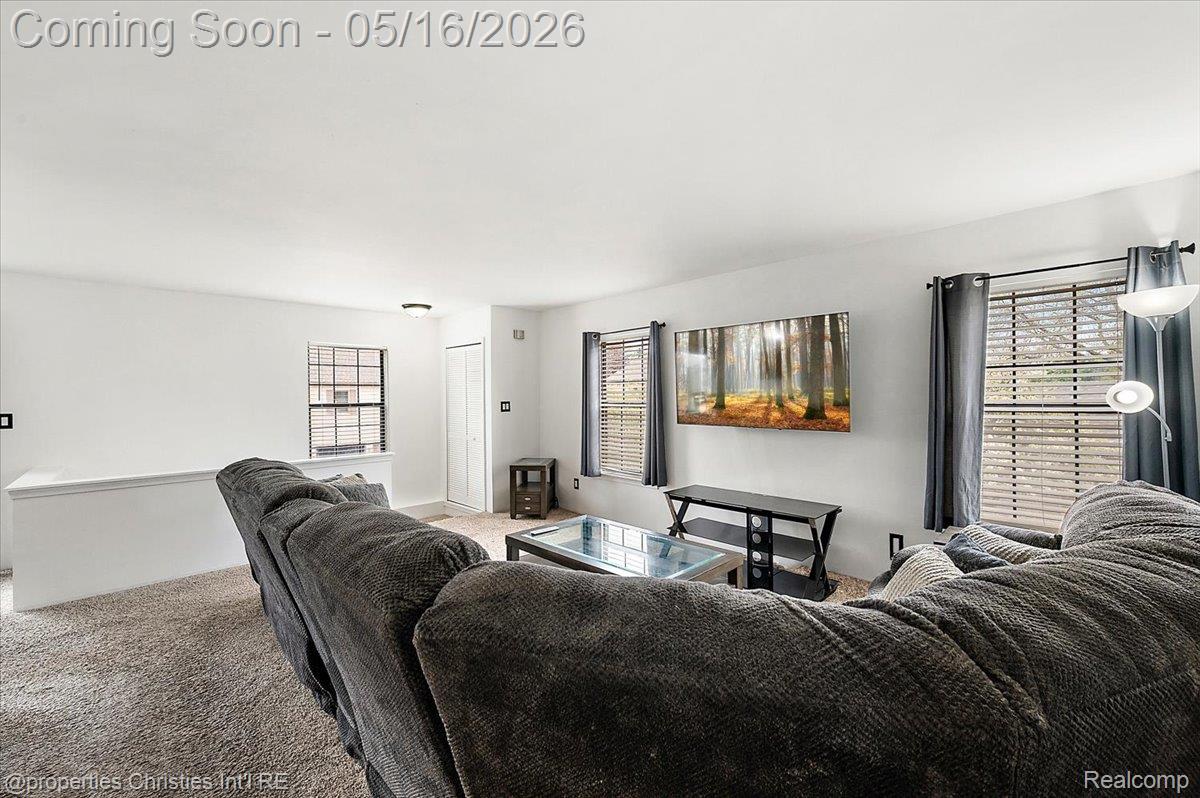 35164 N Bay Circle