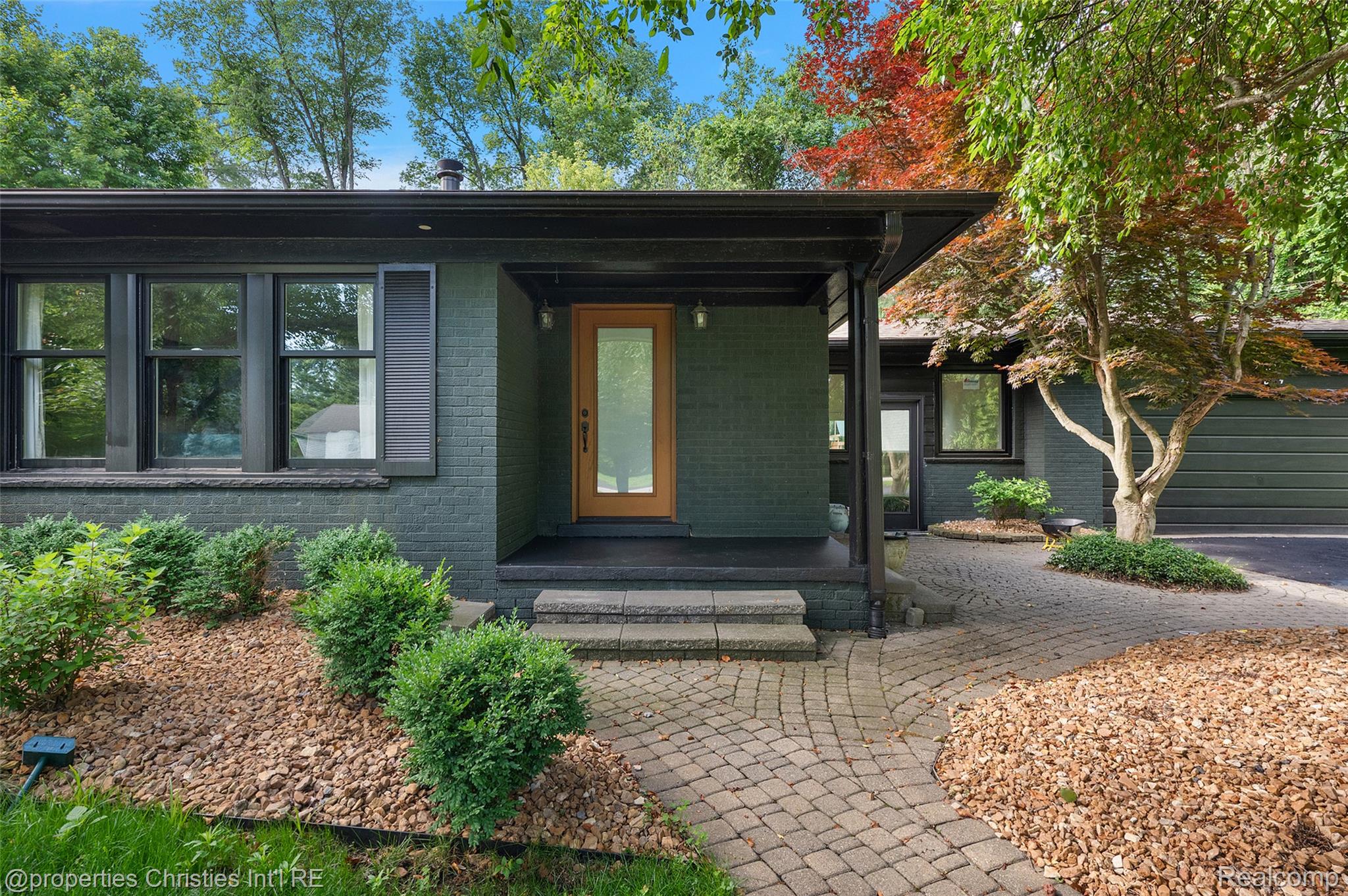 27331 Gardenway Road